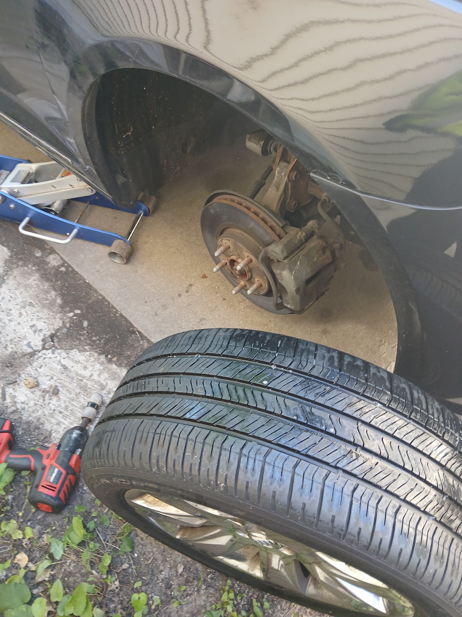 EDP Roadside tyre change service